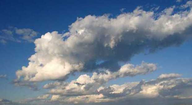 Meteo, ultime nuvole prima del ritorno del caldo. Da lunedì temperature sopra la media stagionale