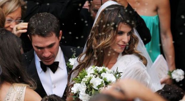 Elisabetta Canalis sposa raggiante: ​le foto del matrimonio con Brian Perri