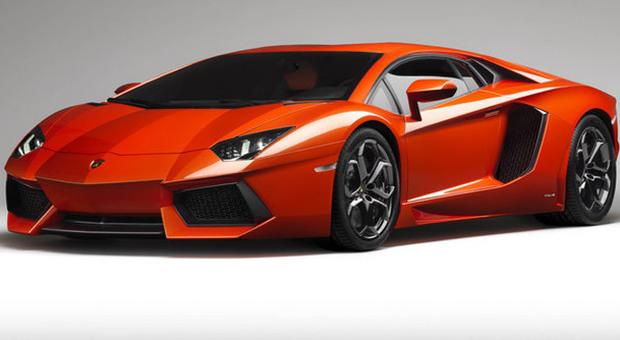 La linea mozzafiato della poderosa Lamborghini Aventador: la casa italiana fa parte del gruppo Volkswagen