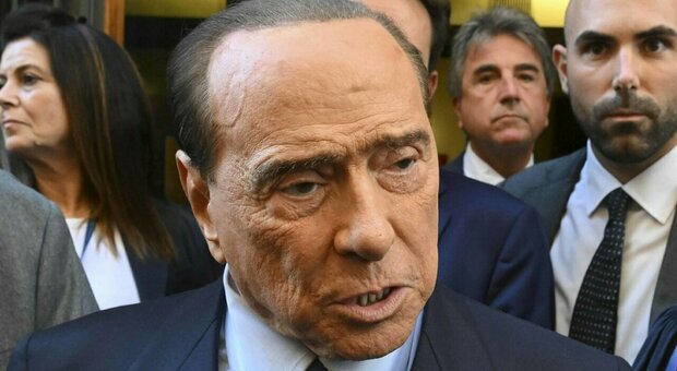 Berlusconi, il nuovo audio: «Putin e Zelensky? Non vedo come possano trattare. In Occidente l'unico vero leader sono io»