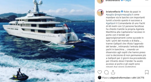 Briatore, nuovo sfogo sul Salento: "A Gallipoli cacciato uno yacht di lusso". Polemica sui social ma la Capitaneria smentisce