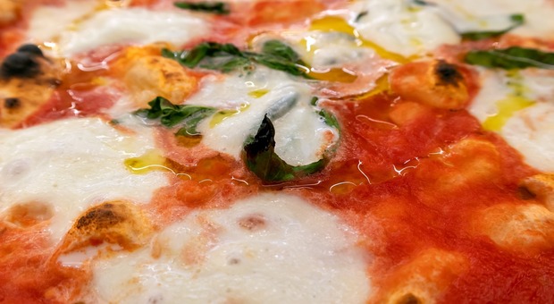 I segreti della vera pizza napoletana: non solo ingredienti