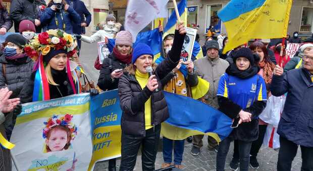 Ucraini in piazza, a Viterbo, contro l'invasione russa