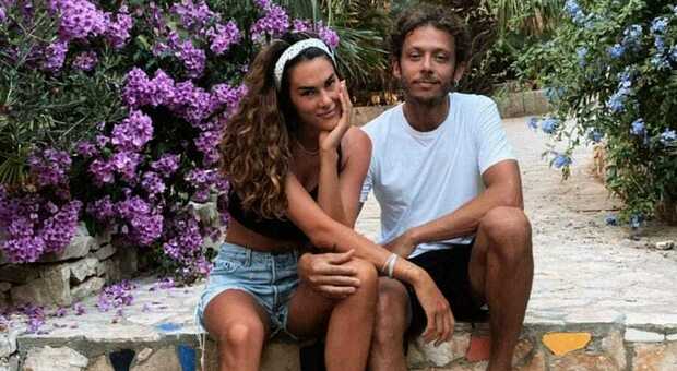 Francesca e Valentino in vacanza, foto tratta da Instagram