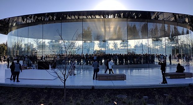 Steve Jobs Theater di Apple a Cupertino