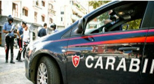 Napoli, nascondeva armi in casa: blitz a Ponticelli, arrestato 33enne