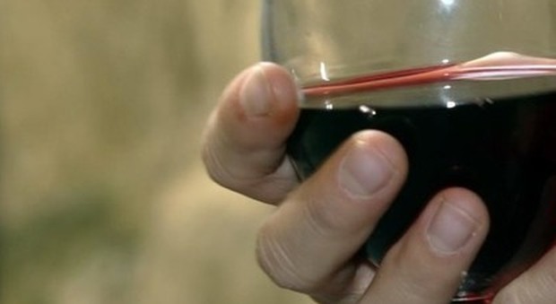 Produttori di vino taglieggiati 5 arresti a Benevento