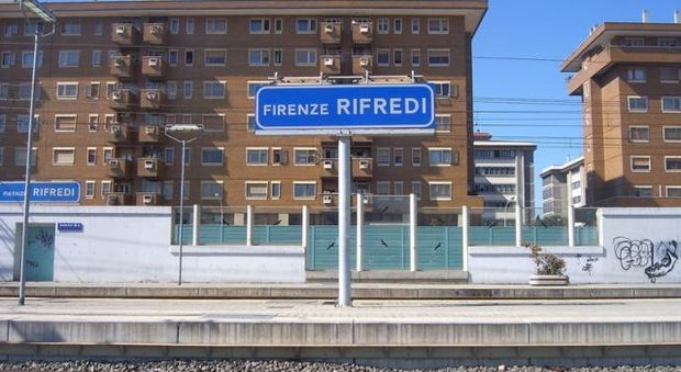 Firenze, investito mentre attraversa i binari: morto a 22 anni