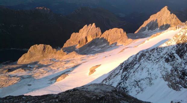 Marmolada, schioglimento del ghiacciaio sulle Dolomiti: ha solo ancora 25 anni di vita