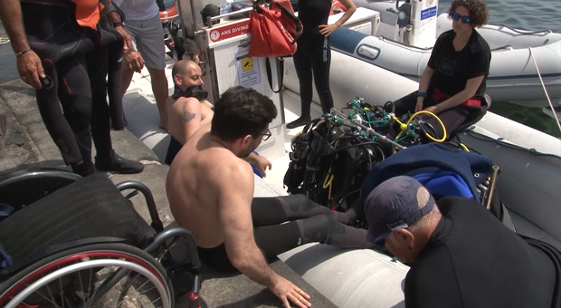 «In acqua non abbiamo barriere»: a Ischia le immersioni dei disabili