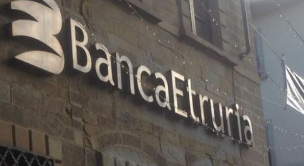 Banca Etruria, Pd: «Emergono responsabilità di Bankitalia». Fonti Palazzo Koch, mai sostenuto matrimonio con Vicenza
