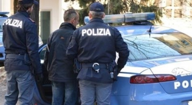 Immigrazione clandestina, arrestato a Napoli esponente di una banda criminale ricercato in tutta Europa