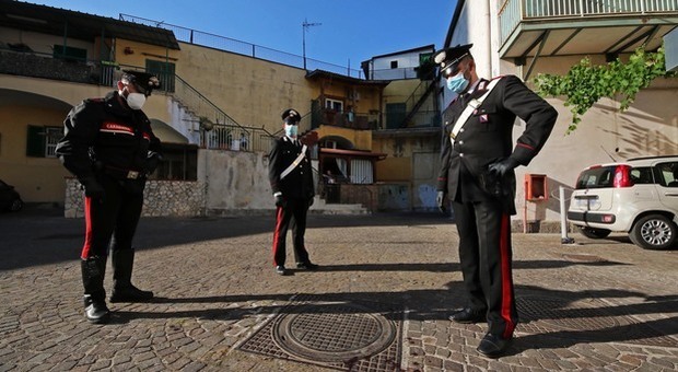 Napoli, uccise un uomo senza un motivo: condannato a 24 anni, pianto dei familiari della vittima