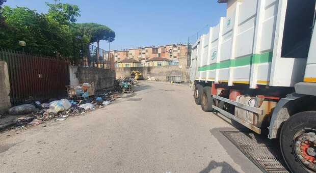 Napoli, Rione Traiano: rimossi i rifiuti tossici da via Lattanzio