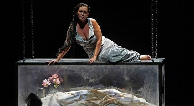 Napoli, al Teatro Nuovo Pisano porta in scena «Ade - Alcesti di Euripide»