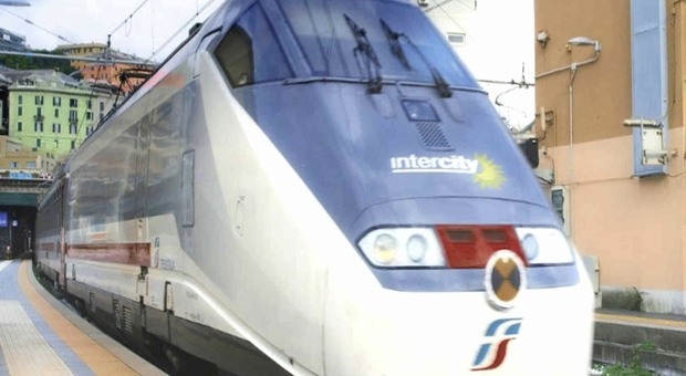 Lavori alla linea ferroviaria tra Foligno ed Orte, per i pendolari viaggiare sarà un incubo