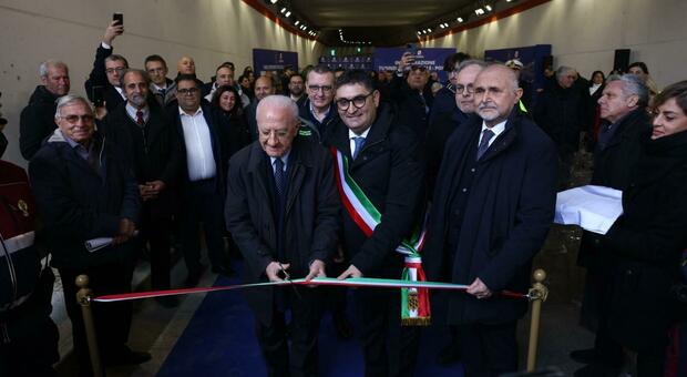 L'inaugurazione del nuovo tunnel di Pozzuoli