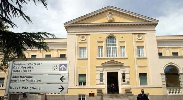Roma, muore in ospedale per una mononucleosi: chiesto rinvio a giudizio per due medici dello Spallanzani