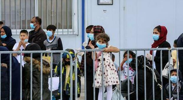 Coronavirus, 36 migranti positivi in Basilicata: sono sbarcati a Lampedusa 10 giorni fa