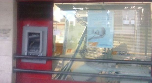 Banda del bancomat in azione a Chiaravalle