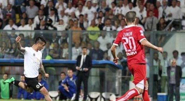 Spezia-Bari 2-0, ma il sogno playoff può ancora avverarsi