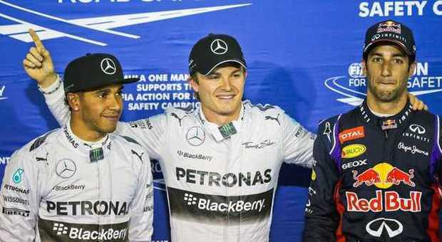 In Bahrain è dominio Mercedes Rosberg in pole, Alonso solo nono