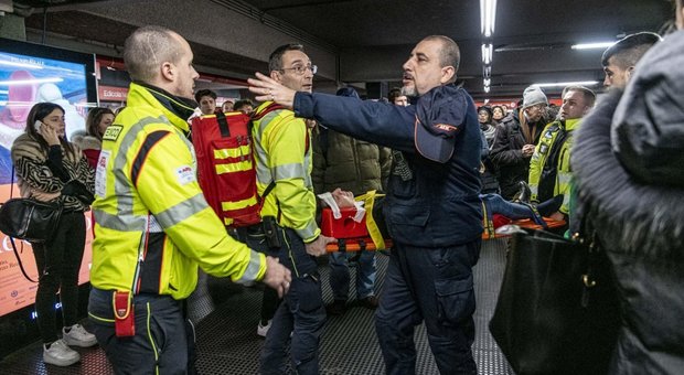Metro Milano, nuovo incidente: 15 feriti per la brusca frenata di un treno della linea rossa