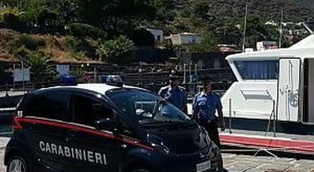 pattuglia dei Carabinieri a Ischia