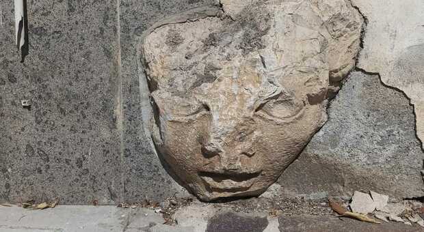 Una statua murata a Capua