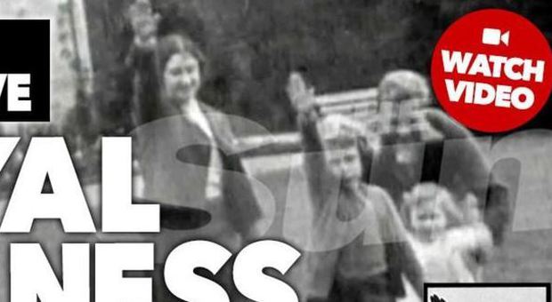 La regina Elisabetta a 7 anni mentre fa il saluto nazista: il video del Sun fa infuriare Buckingham Palace