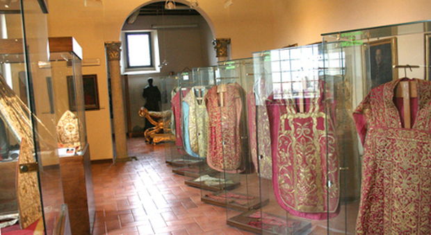 Viterbo: una sala del Museo del Colle del Duomo