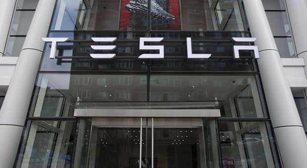 Tesla in denaro. Buone news dalla Cina sulla Model3