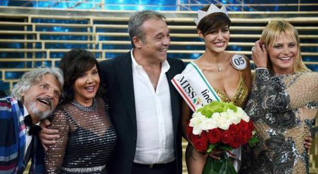 «Miss Italia su Rai o Mediaset, altrimenti Jesolo può ripensarci»