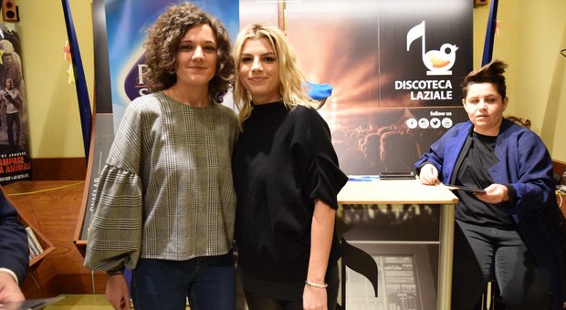 immagine Emma Marrone, è festa con i fan