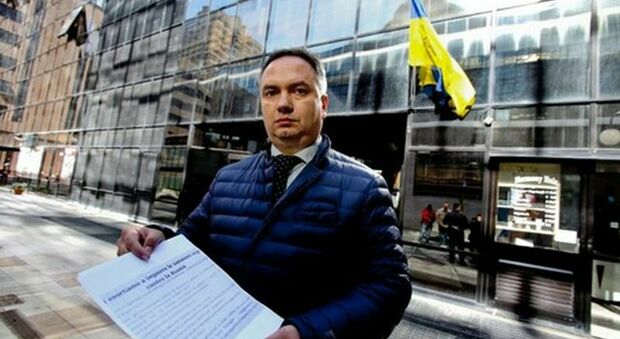 Console d'Ucraina a Napoli scrive a De Luca: «Manifestazioni solo per la pace non sono soluzione»