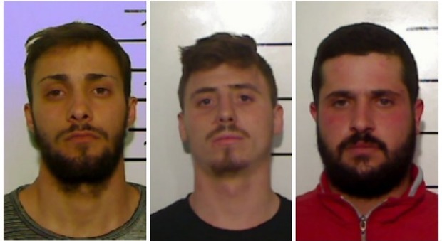 Napoli, rapinano 2 ragazzi con la scusa di un'informazione: arrestati 3 20enni