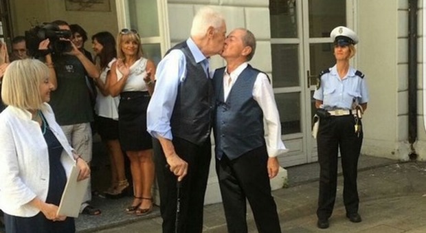 Torino, Franco e Gianni sposi: il sì arrivato dopo 50 anni