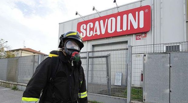 Pesaro, fiamme alla Scavolini Incendio partito dal tetto