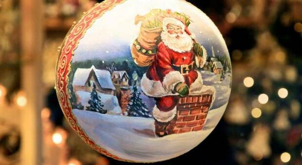 Da Castellammare a Vico Equense, Babbo Natale viaggia sulla mail della solidarietà
