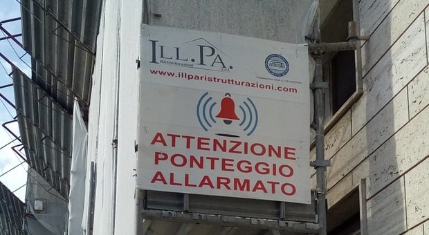 Ancona, incubo furti: c'è l'allarme anche sull'impalcatura dei lavori