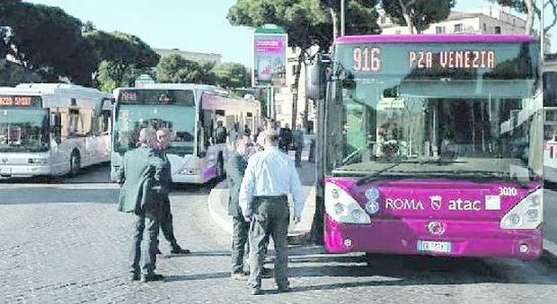 Roma, macchinisti con il doppio lavoro: scandalo all’Atac
