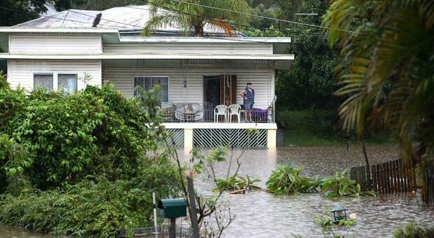 Innondazioni Australia, le autorità evacuano 200mila persone: 13 le vittime finora