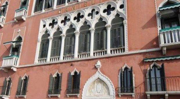 L'hotel Danieli di Venezia avrebbe "riassunto" il facchino egiziano (archivio)