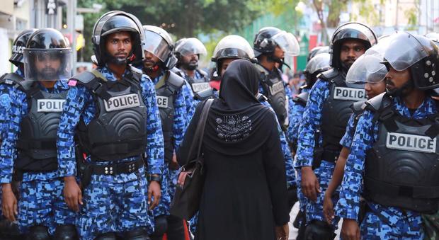 Maldive nel caos