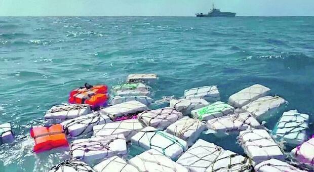 Cocaina in mare al largo di Catania, sequestrate due tonnellate di droga galleggiante : valgono 400 milioni
