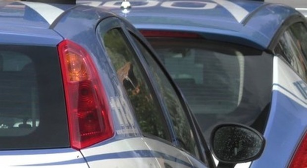 Alla guida senza patente e con la polizza scaduta: Perugia, strade come una giungla