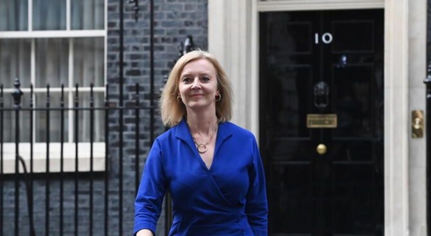 Liz Truss, è lei la nuova Premier britannica: da domani inizia il dopo Boris Johnson
