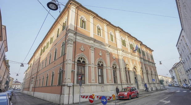 Il tribunale di Rovigo che il Comune di Rovigo sperava di ampliare negli attigui locali dell'ex carcere