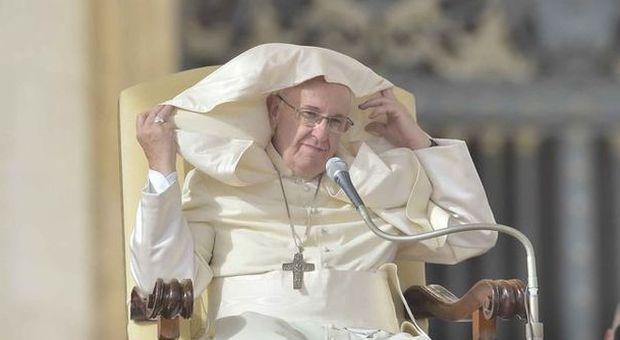 Papa Francesco: Sacra rota sia veloce e faccia giustizia gratuitamente