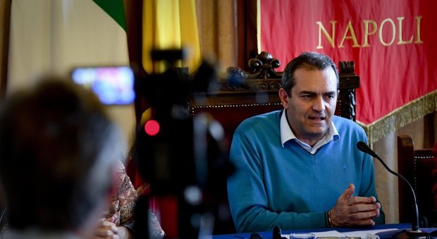 Città metropolitana di Napoli, de Magistris assegna le deleghe anche a consiglieri Pd e Forza Italia